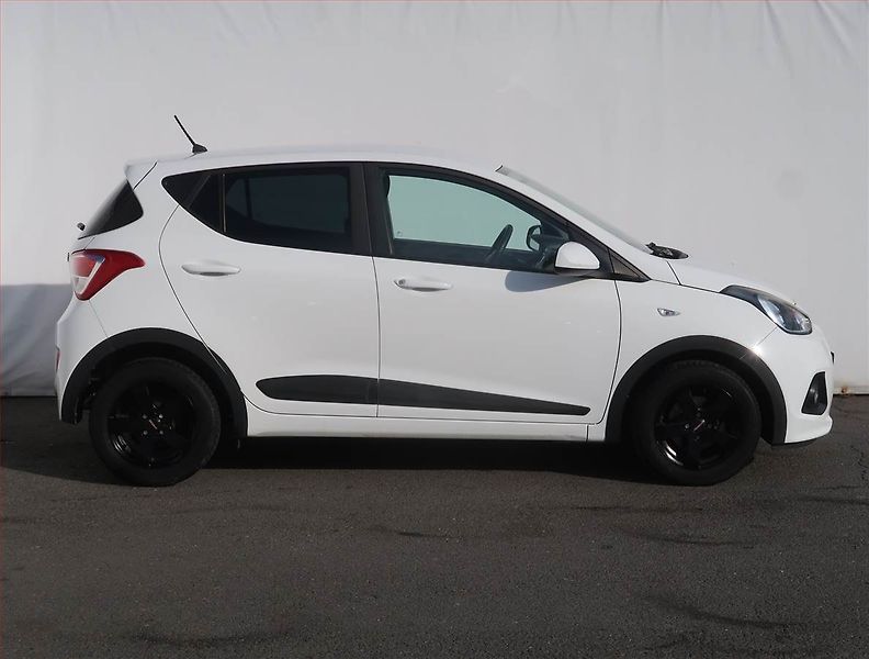 Hyundai i10 (2017) 1.0, Serv.kniha - fotka 6 z 15