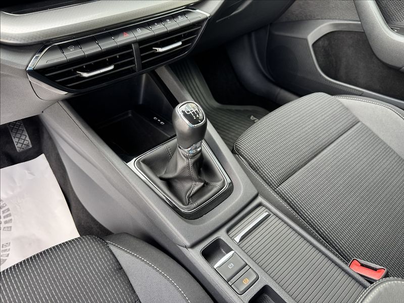Škoda Octavia 2,0 TDI 85kW DPH 1.maj původČR - fotka 33 z 50