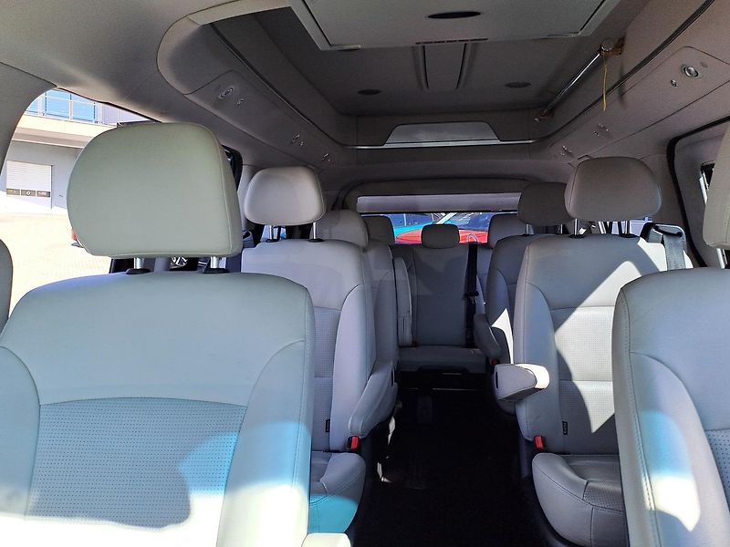 Hyundai H 1 (2019) GRAND STAREX 2.5 CRDi AT 2WD - fotka 19 z 26