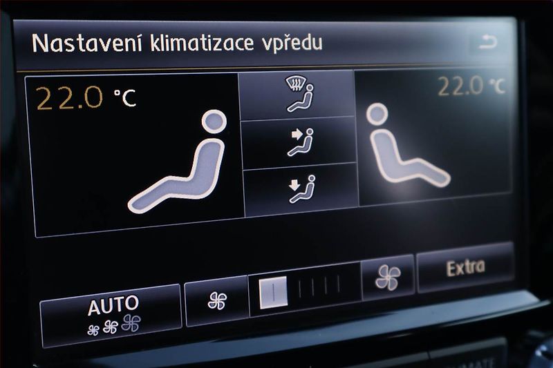 Volkswagen Touareg (2014) 3.0 TDI, 4X4, Automat - fotka 17 z 25