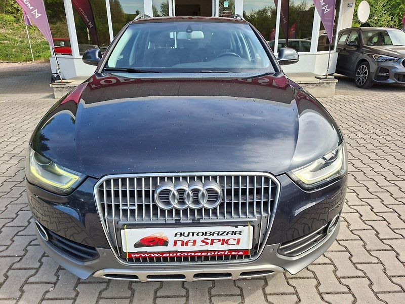 Audi A4 Allroad (2012) 2.0TDI 130kW MAN QUATTRO - fotka 3 z 43