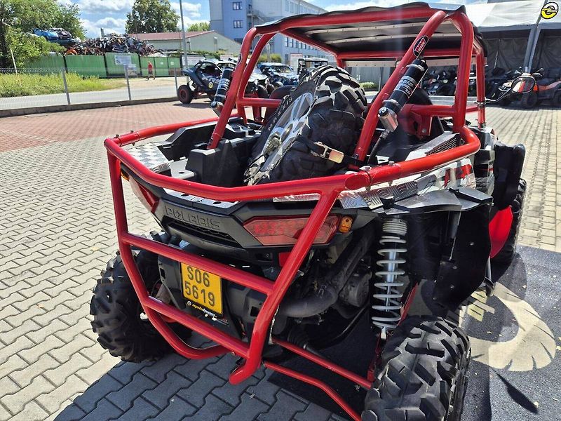Polaris RZR 1000 XP (2013) - fotka 26 z 29