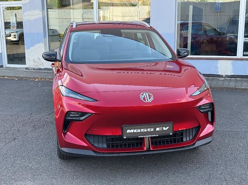 MG MGS5 EV (2026) Emotion (49 kWh) - fotka 2 z 40