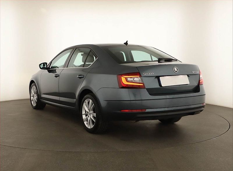 Škoda Octavia (2017) Style 1.4 TSI, Automat - fotka 4 z 15