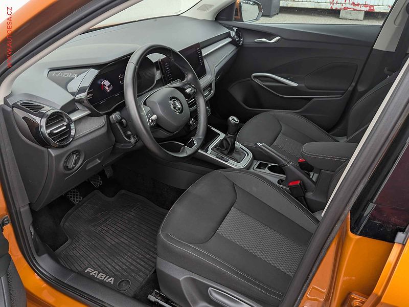Škoda Fabia (2021) 1.0 TSi, 1.maj,ČR, LED, NAVI - fotka 10 z 20