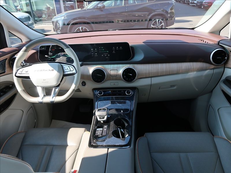 Dongfeng U-Tour 1,5 T,130kW,1majČR,Exclusive - fotka 21 z 35