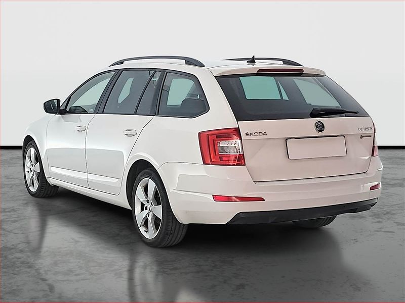 Škoda Octavia (2015) 1.6 TDI, Serv.kniha, Xenony - fotka 4 z 19