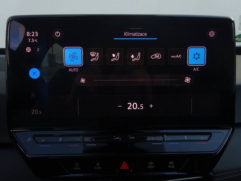Volkswagen ID.3 (2024) Pro 150kW/62 kWh SOH 95% - fotka 7 z 28