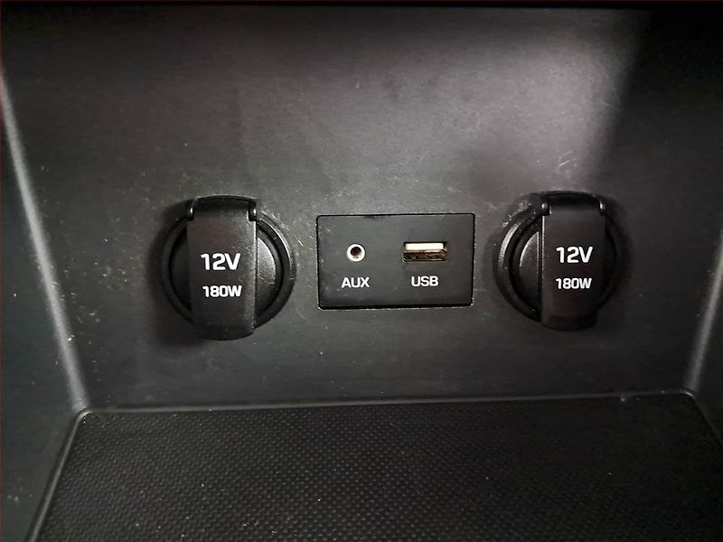 Hyundai i30 (2019) 1.4 T-GDI, Serv.kniha - fotka 16 z 20