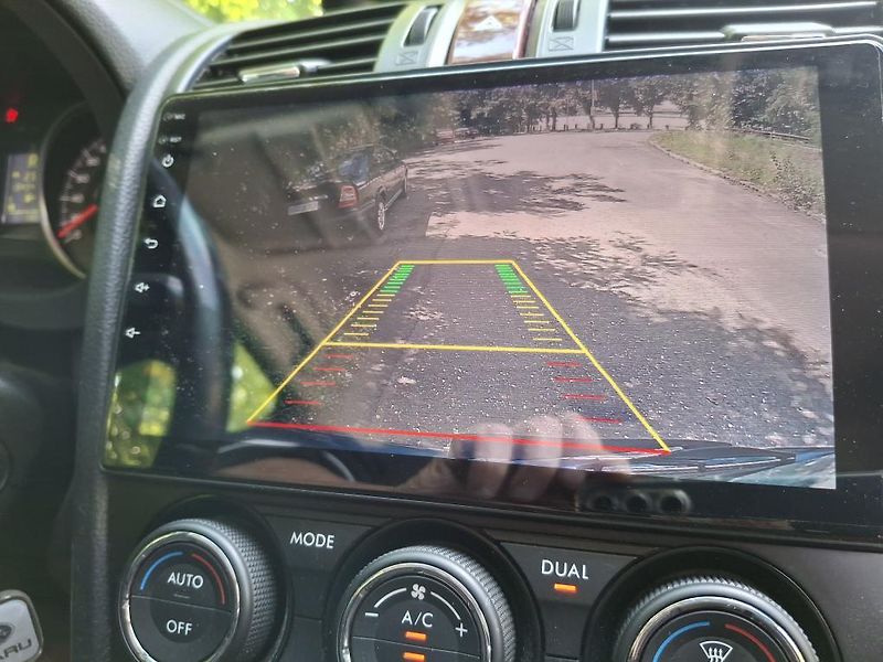 Subaru Forester 2.0 4x4 FACELIT  Rezervace  - fotka 41 z 46