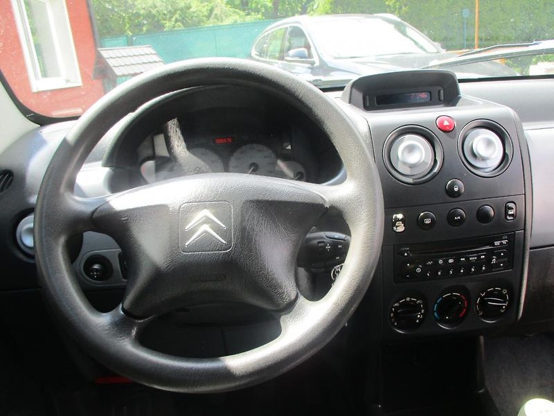 Citroën Berlingo 2.0 HDi KLIMA +sada kol - fotka 18 z 32