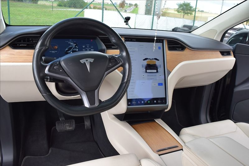 Tesla Model X 100D 4x4 ZÁRUKA TAŽNÉ - fotka 36 z 36