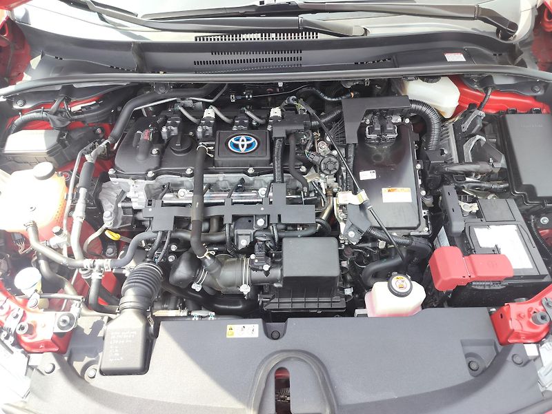Toyota Corolla 1.8 hybrid business, navigace - fotka 26 z 26