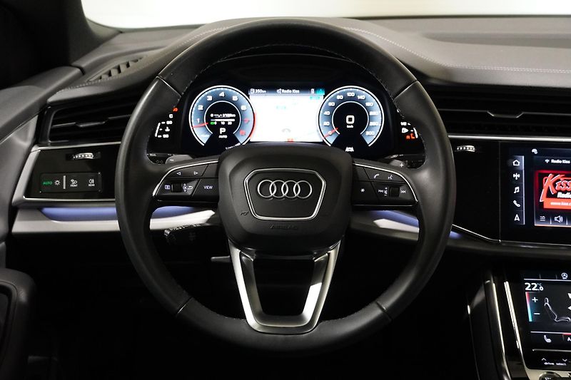 Audi Q8 55 TFSI,ČR,DPH,ZÁRUKA 2028 - fotka 17 z 33