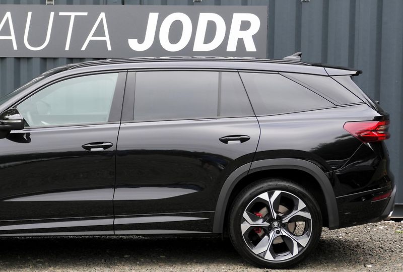 Škoda Kodiaq RS 2.0 TSI, Panorama, Webasto - fotka 3 z 46