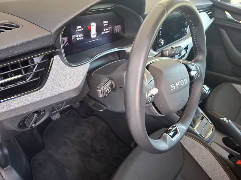 Škoda Kamiq (2025) SELECTION TSI 85/1.0 M6F - fotka 15 z 32
