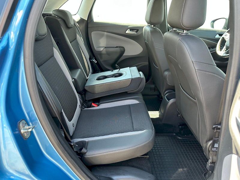 Opel Crossland X (2019) 1,2 / 81 KW / automat - fotka 9 z 30