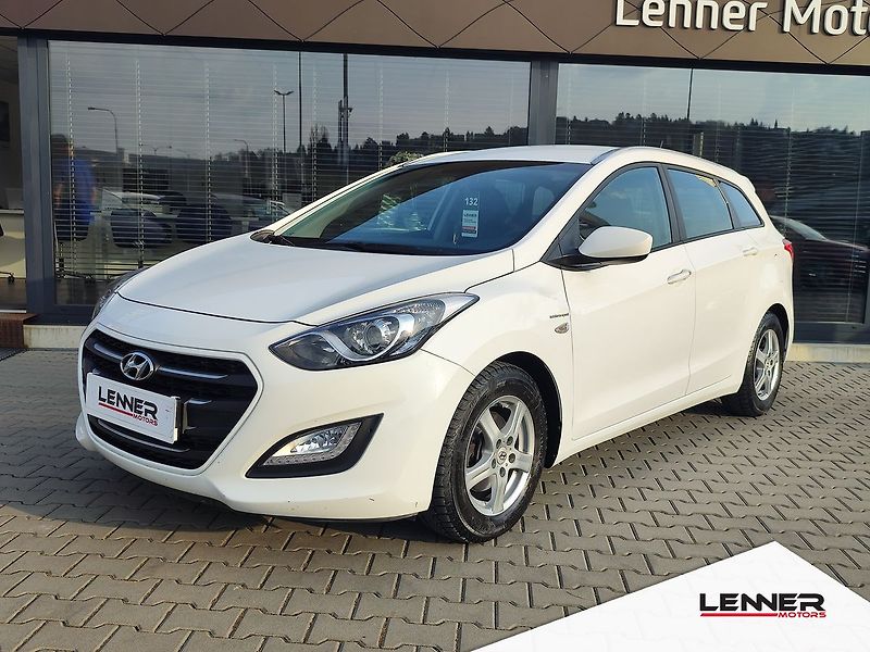 Hyundai i30 1.6 CRDi/81kW komfort - fotka 1 z 26