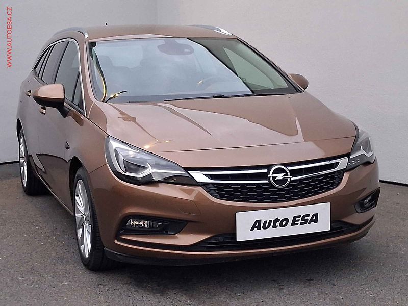 Opel Astra (2016) 1.4T, Innovation, AT, LED - fotografie inzerátu