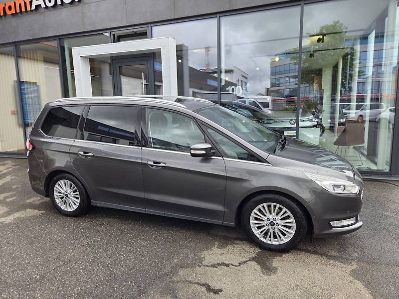 Ford Galaxy 2.0 TDCI Automat Titanium+ - fotka 4 z 43