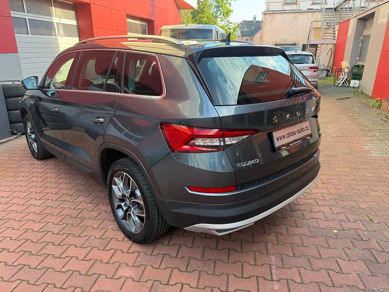 Škoda Kodiaq (2020) SCOUT 4x4, 7 míst, panorama,TZ - fotka 4 z 23