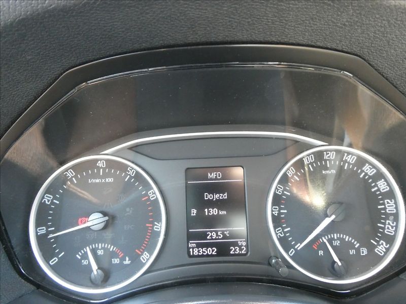 Škoda Octavia 1,4 TSi 90kW po servise, závěs - fotka 36 z 45