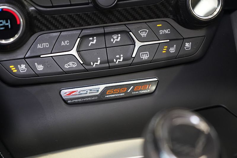 Chevrolet Corvette C7 Z06, EU verze, Head-up - fotka 40 z 45