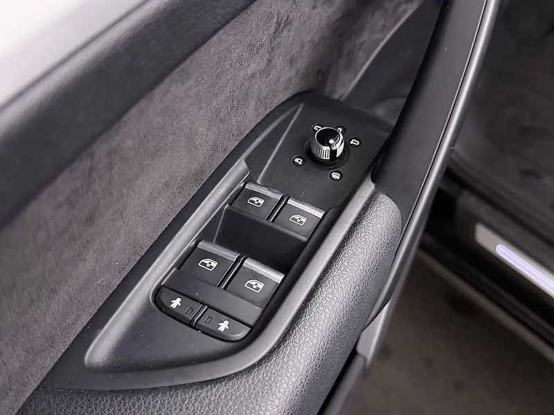Audi Q5 2.0TFSI 185kW Quattro S-Line  - fotka 11 z 16