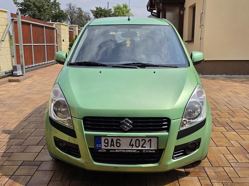 Suzuki Splash 1.2i 63kW KLIMA*REZERVACE* - fotka 7 z 46
