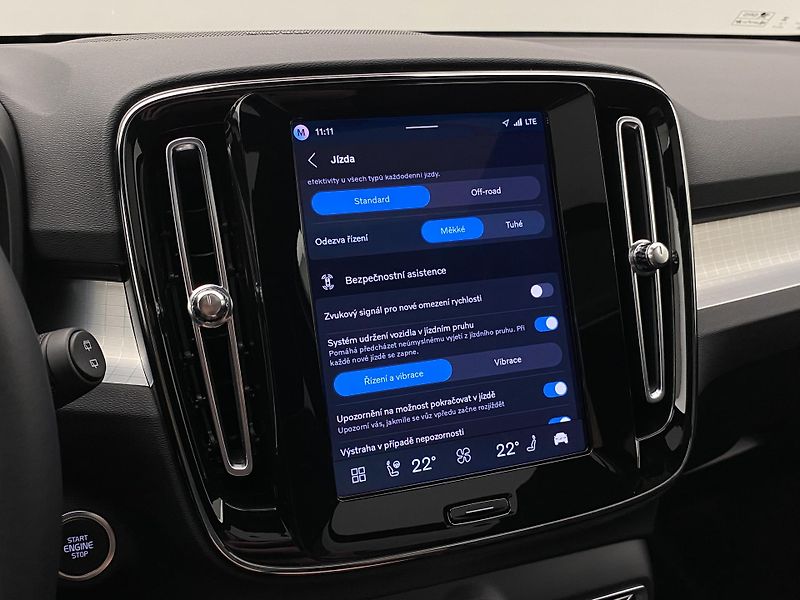 Volvo XC40 (2026) B3 AUT DARK ULTRA  - fotka 49 z 63