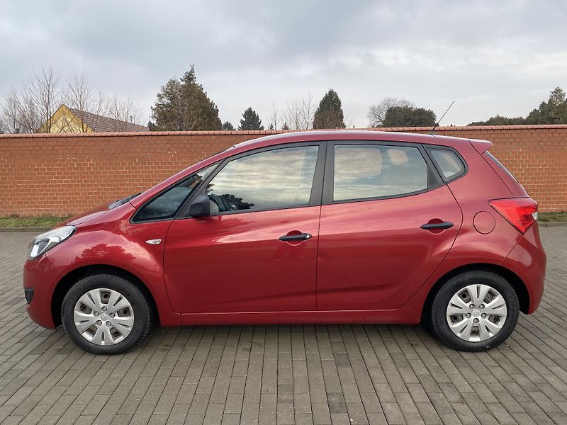 Hyundai ix20 (2011) 1.4i COMFORT,VÝB. STAV!! - fotka 2 z 34
