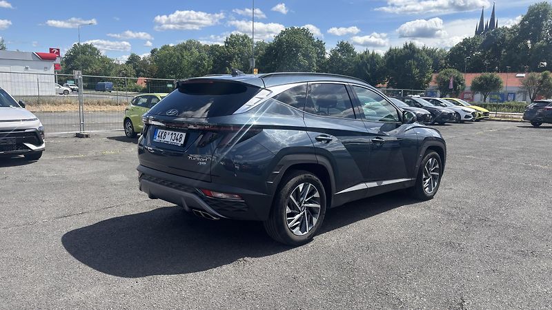Hyundai Tucson (2022) 1,6 TGDI 2WD DCT STYLE - fotka 2 z 10