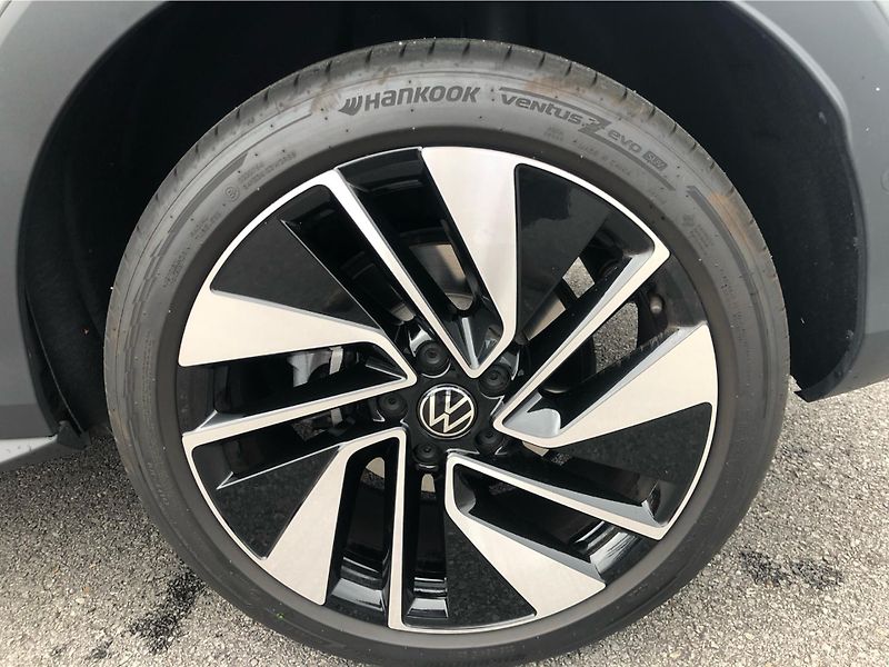 Volkswagen T-Roc Style 1,5 eTSI 110 kW 7DSG - fotka 14 z 30