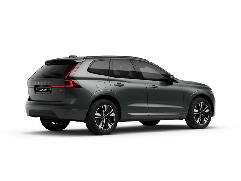 Volvo XC60 CORE T6 AWD 262kW - fotka 11 z 13