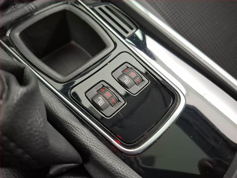 Peugeot 508 (2014) 1.6 HDi, Xenony, Tempomat - fotka 15 z 17