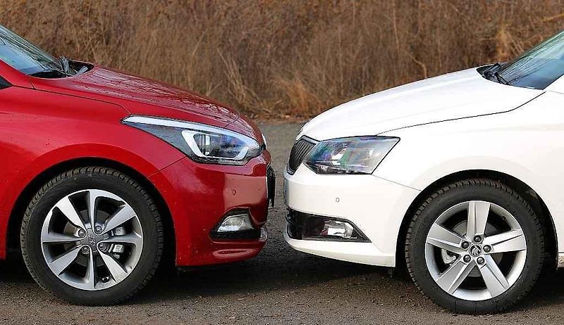 Škoda Fabia a Hyundai i20 (zleva).