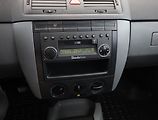 Škoda Fabia (2000) 1.4, po STK, Tažné, Klima - náhled 9