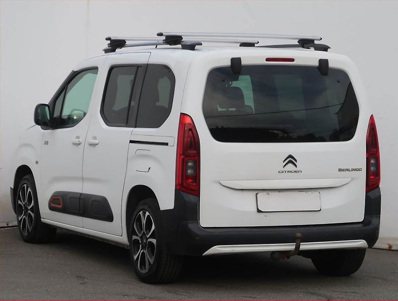 Citroën Berlingo (2019) Feel 1.5 BlueHDi, 5Míst, ČR - fotka 4 z 18