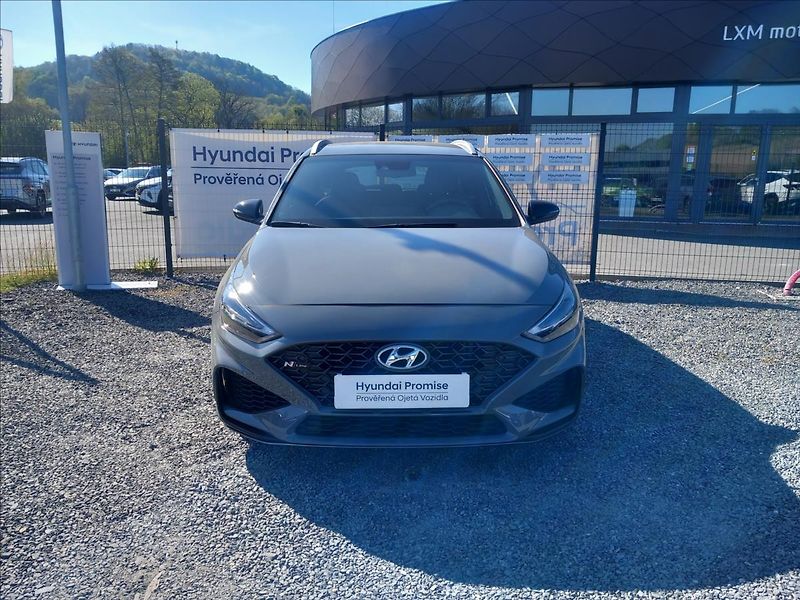 Hyundai i30 1,5 T-GDi N-LINE DCT - fotka 2 z 22