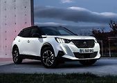 Také 3,5 litru má v technických datech Peugeot 2008 s cenou 375 000 Kč