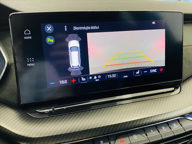 Škoda Octavia 2,0 TDI 147kW DSG RS - fotka 16 z 27