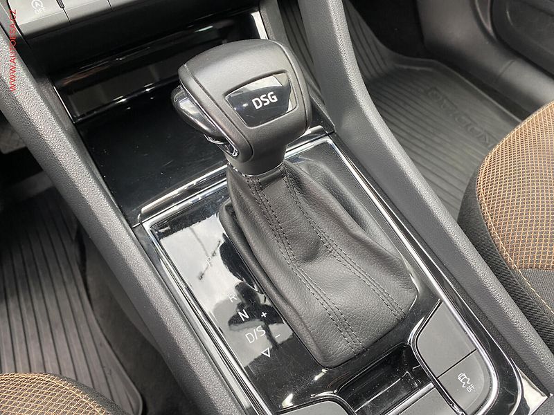 Škoda Kodiaq (2021) 1.5 TSi, ČR, Ambition, DSG - fotka 17 z 20