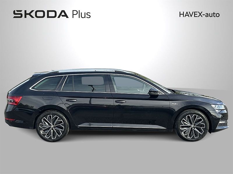 Škoda Superb (2023) Combi 2.0 TDI DSG L&K - fotka 39 z 39