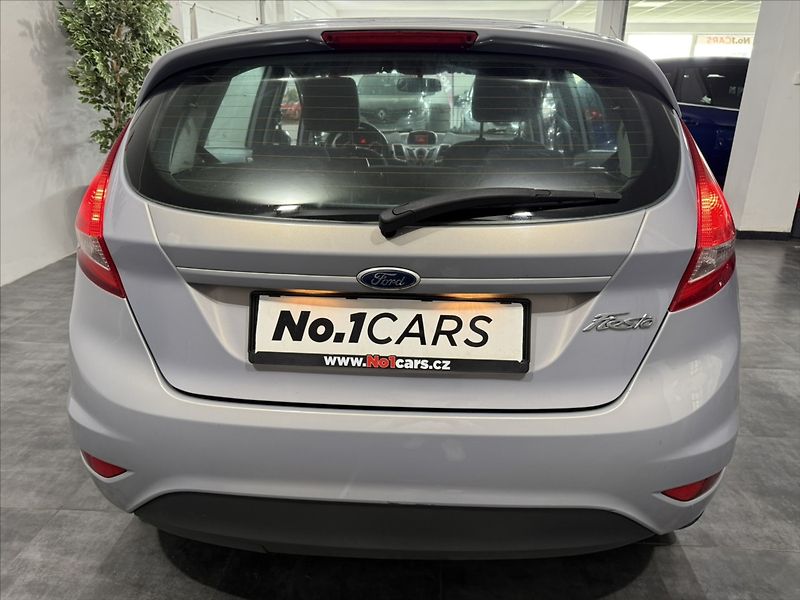 Ford Fiesta 1,2   i RS ALU VÝHŘEV NOVÁ STK - fotka 20 z 23