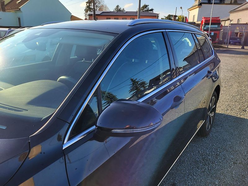 Volkswagen Passat 1.4 TSI PHEV GTE HYBRID - fotka 35 z 48