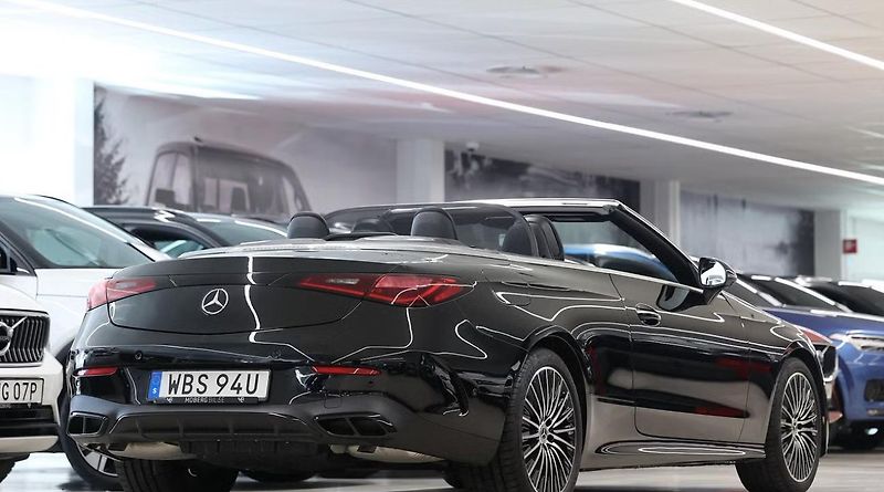 Mercedes-Benz CLE 300 4M AMG premium 360k HuD - fotka 6 z 22