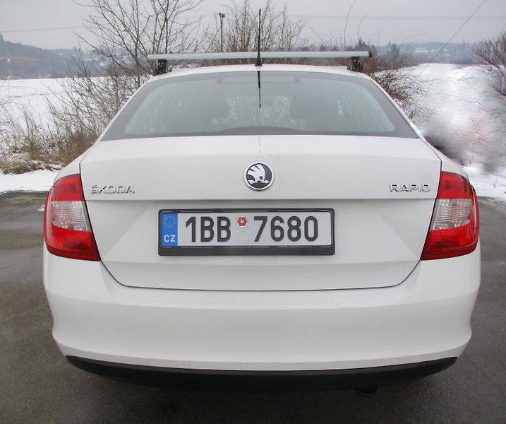 Škoda Rapid 1.2 TSi NOVÉ V ČR*L+Z PNEU - fotka 8 z 37