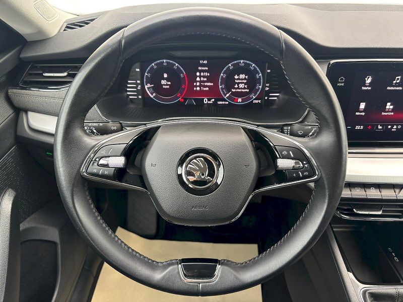 Škoda Octavia (2023) Combi 1.5 TSI 110kW Style - fotka 7 z 35