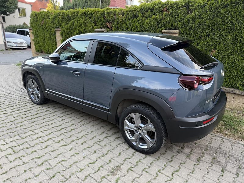 Mazda MX-30 EXLUSIVE-NAVI-tepelné čerpadlo - fotka 9 z 26
