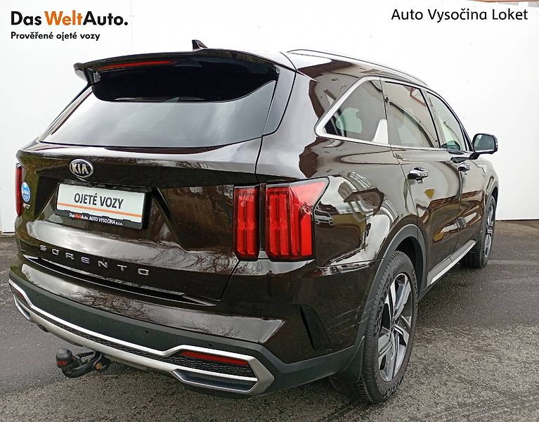 Kia Sorento (2021) 2.2 CRDI 148kW 4x4 8 DCT - fotka 2 z 31